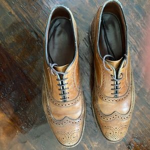 Allen Edmonds McAllister Wingtip Oxford in Walnut 10.5D